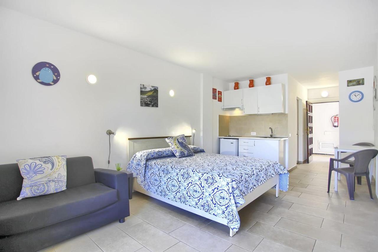 Studio Eldorado In Playa De Las Americas Near The Beach Arona  Exterior foto